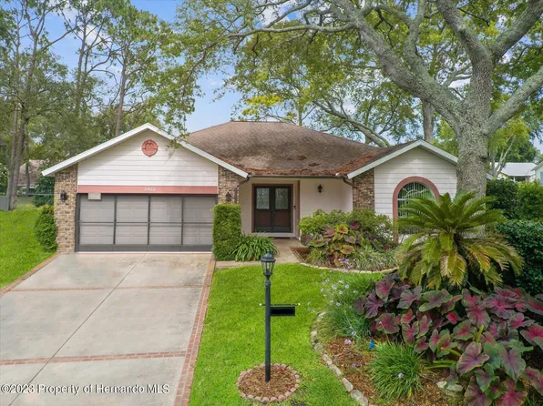 2488 Mapleleaf Ct, Spring Hill, FL 34606