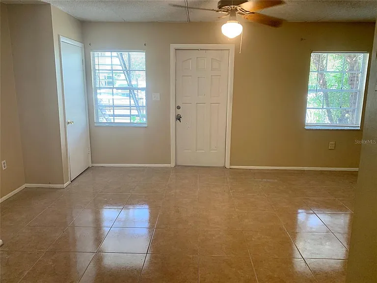525 Conway Rd #9 — Photo 8