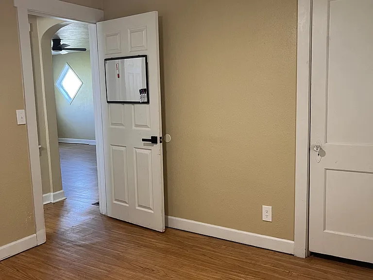 303 Hope Ave #1 — Photo 9