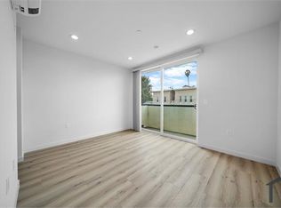 1042 Irolo St, Los Angeles, CA 90006
