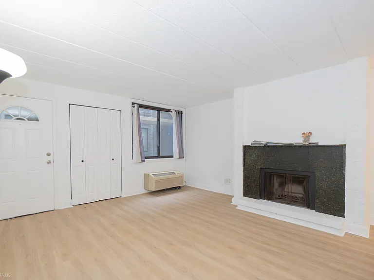 2225 N Halsted St #5G — Photo 10