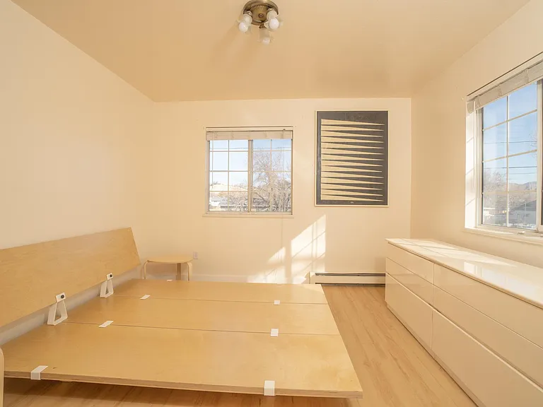 2507 Orchard Ave — Photo 6