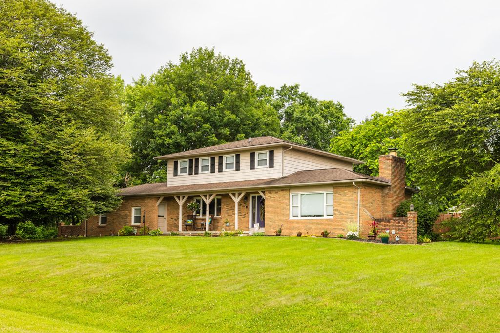 Real estate listing image