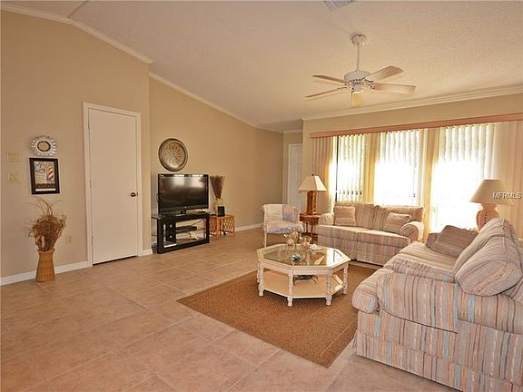 4th image of 44 Mark Twain Ln