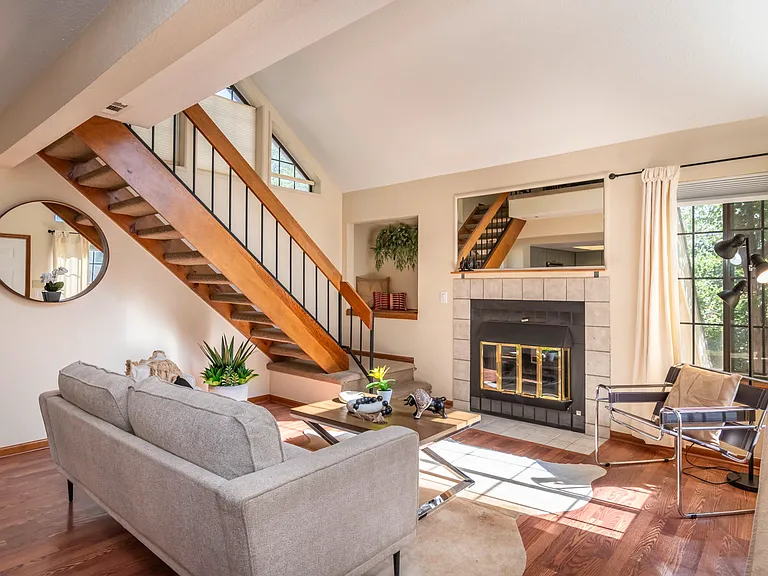 5950 Gunbarrel Ave #E — Photo 14