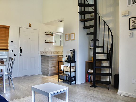3rd image of 1514 Parker Ln APT 205