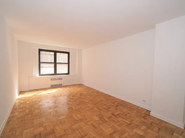 1700 York Avenue image 3 of 4