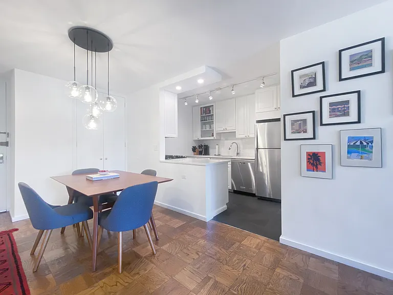 343 E 30th St #4B — Photo 4