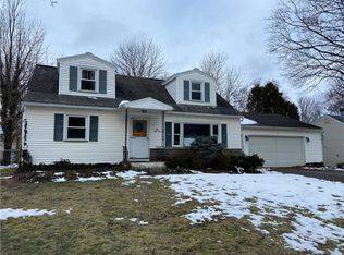 53 Rosalie Dr, Rochester, NY 14626