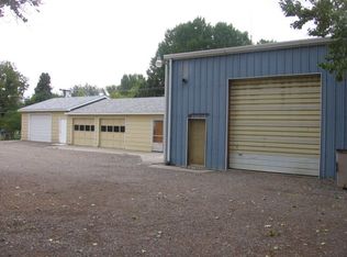 819 Montana Ave, Basin, WY 82410