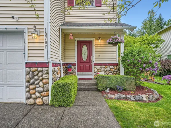 19702 99th St Court E, Bonney Lake, WA 98391