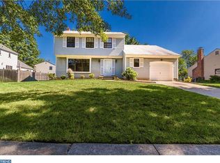 22 Tinsmith Ln, Marlton, NJ 08053