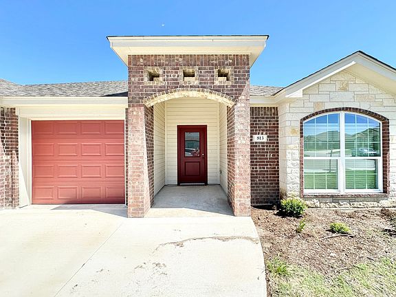 2nd image of 813 Galloway Dr