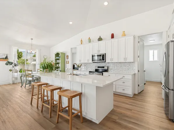 683 E Kings Lndg, Tooele, UT 84074