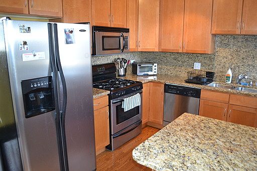 3rd image of 3648 W Belle Plaine Ave Unit 405