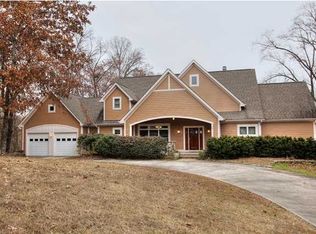 2211 Rambler Ln, Hixson, TN 37343