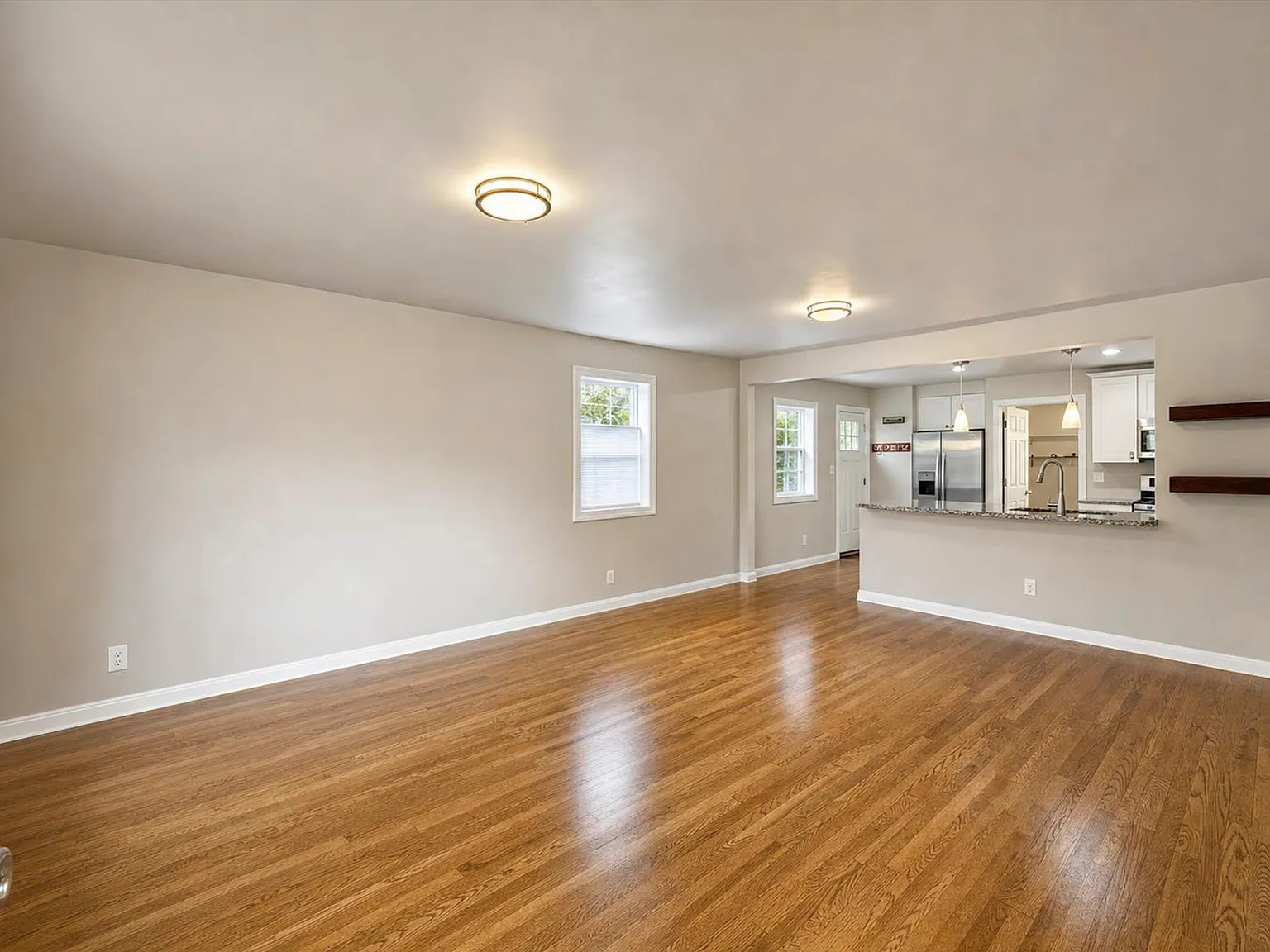 3 bed, 1134 sqft, $2,650 — Photo 4