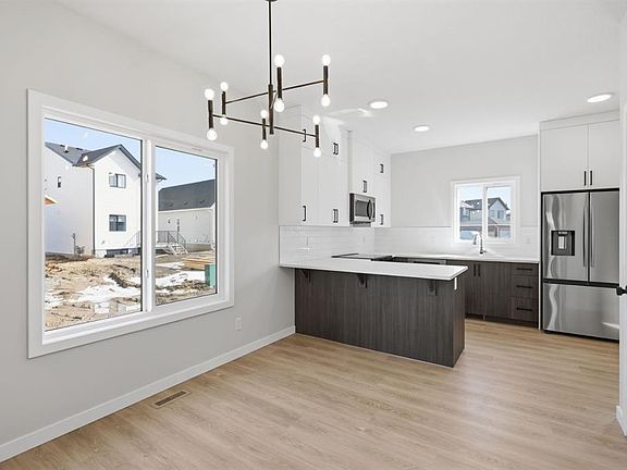 3rd image of Ellen W Park Way #341