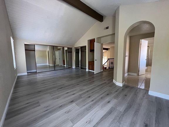 3rd image of 44145 Glendora Dr