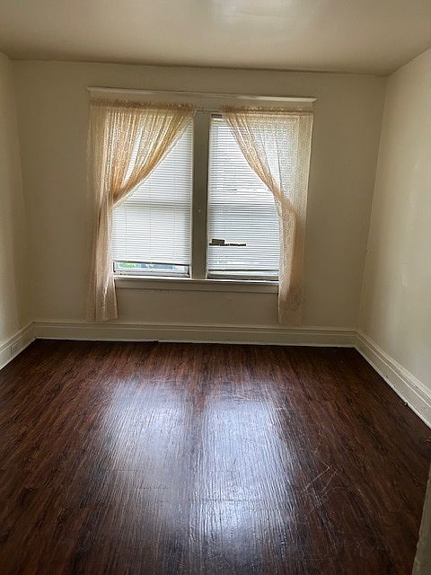 1st image of 22 Parkwood Blvd #17460719