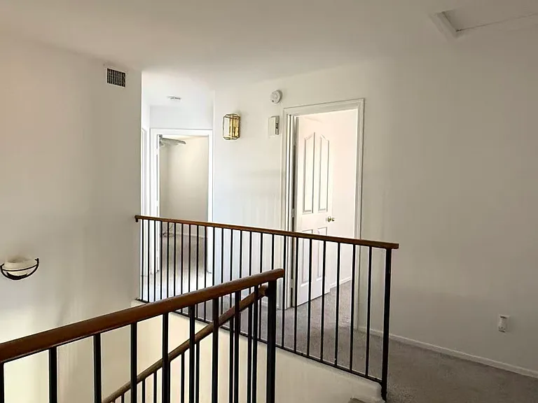2616 N 126th Dr — Photo 8