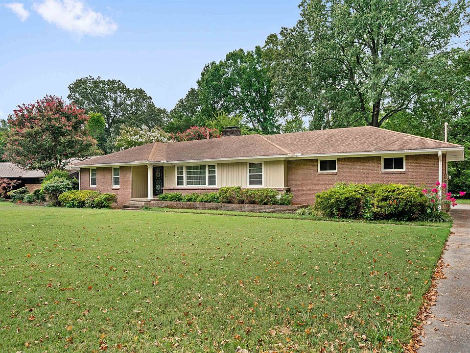 1st image of 4349 Woodcrest Dr