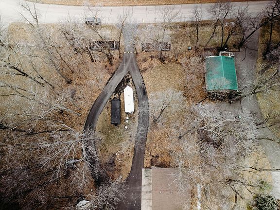 2nd image of 48957 428th St