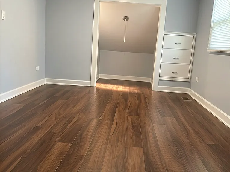 14305 Irving Ave #2 — Photo 3