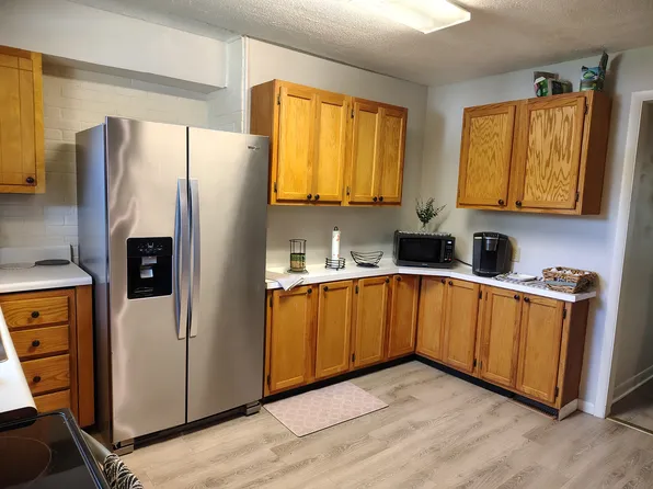 6424 Bunker Hill Rd #A, Cookeville, TN 38506