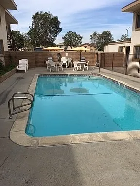 1675 Chapel Dr — Photo 41