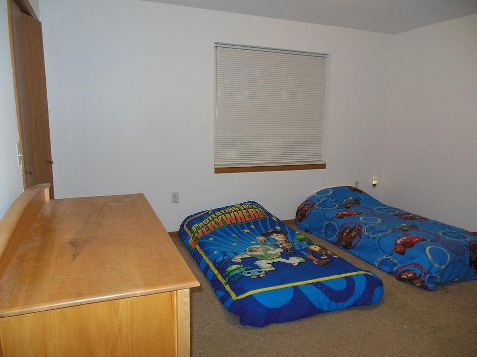 2nd image of 739 Swallowtail Dr