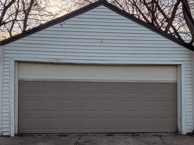 4020 E Archer St — Photo 17