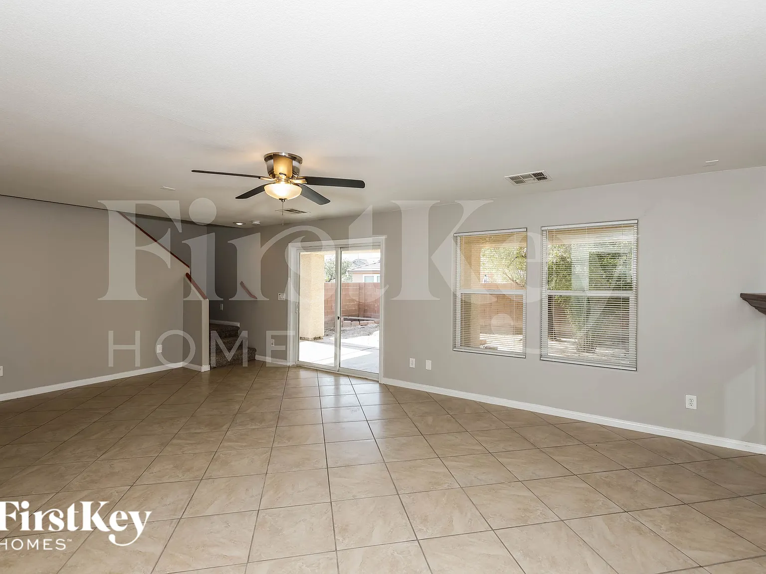 3 bed, 2.5 bath, 2110 sqft, $1,955 — Photo 3