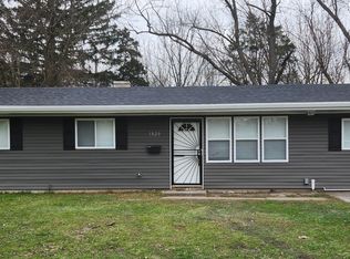 1020 E 47th Pl, Gary, IN 46409