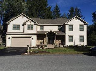 271 Lishakill Rd, Schenectady, NY 12309