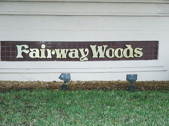 2nd image of 7606 Fairway Woods Dr #201