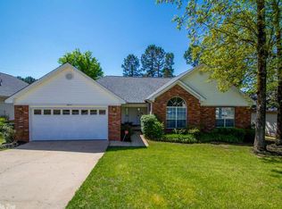 2002 Cherrybend Dr, Little Rock, AR 72211