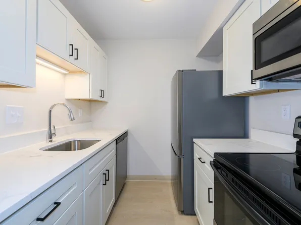 Oak Forest Apartments