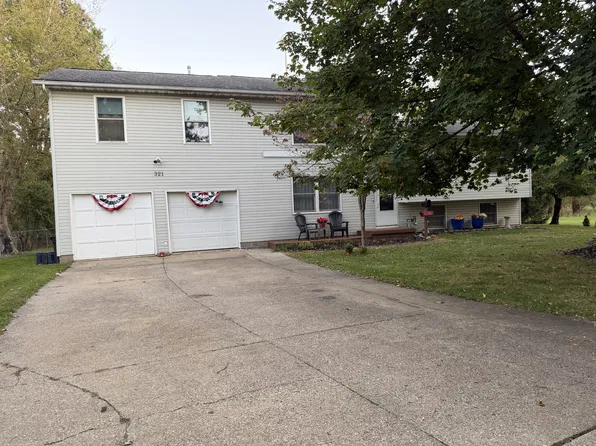321 Suzanne Dr, Kent, OH 44240