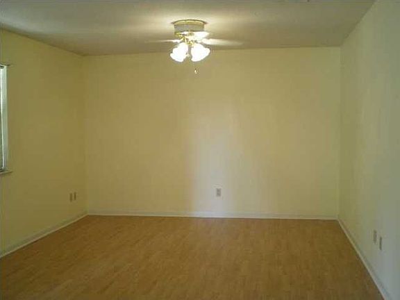 Living Rm with ceiling fan, hardwood floors