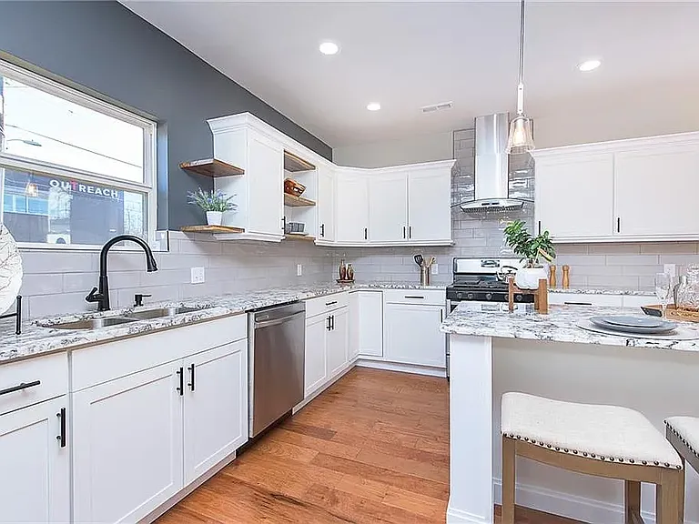 309 N Keystone Ave — Photo 10