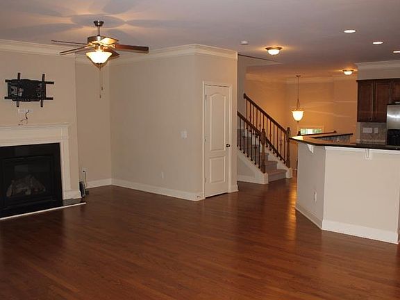 5th image of 3900 Fairhill Point