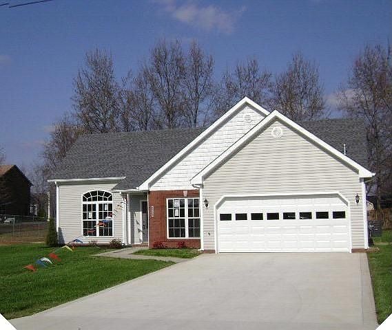 1st image of 277 Bellshire Dr
