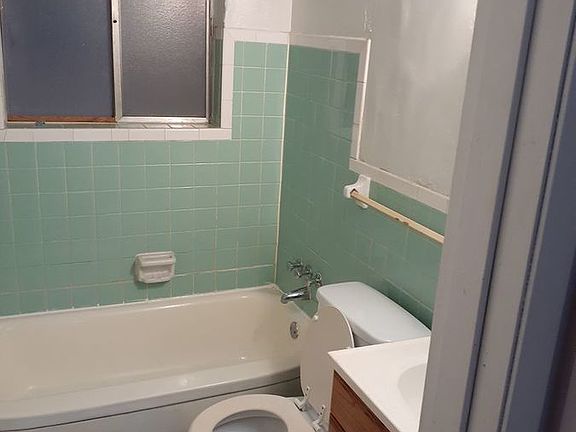 2nd image of 7145 Lexington Ave