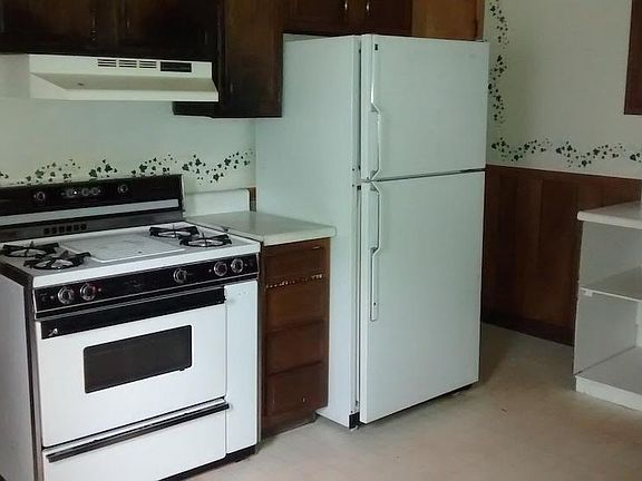 4th image of 651 E 25th St #1