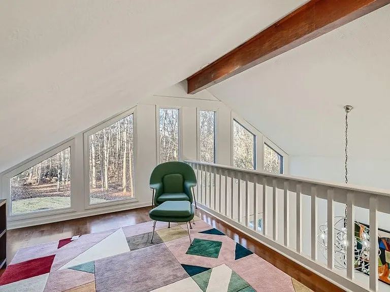 4438 Glengary Dr NE — Photo 17