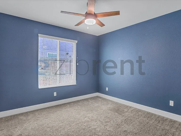 433 S Crescent Ln — Photo 28