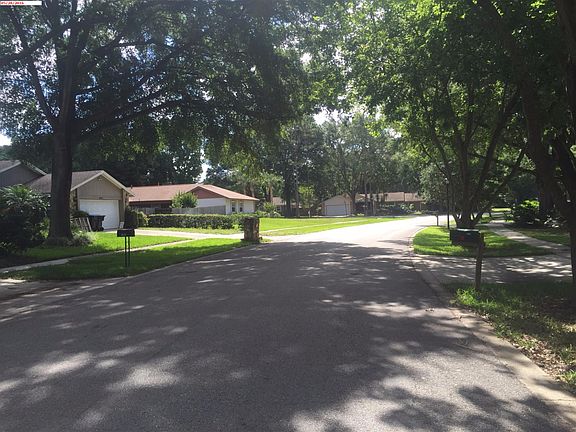 4th image of 8046 Chianti Dr
