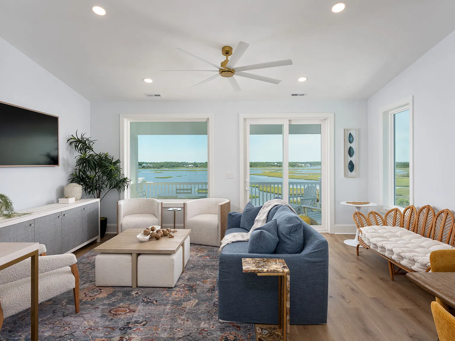 5 bed, 4.5 bath, 2497 sqft, $4,250 — Photo 3