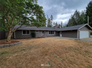 131 E Merioneth Rd, Shelton, WA 98584